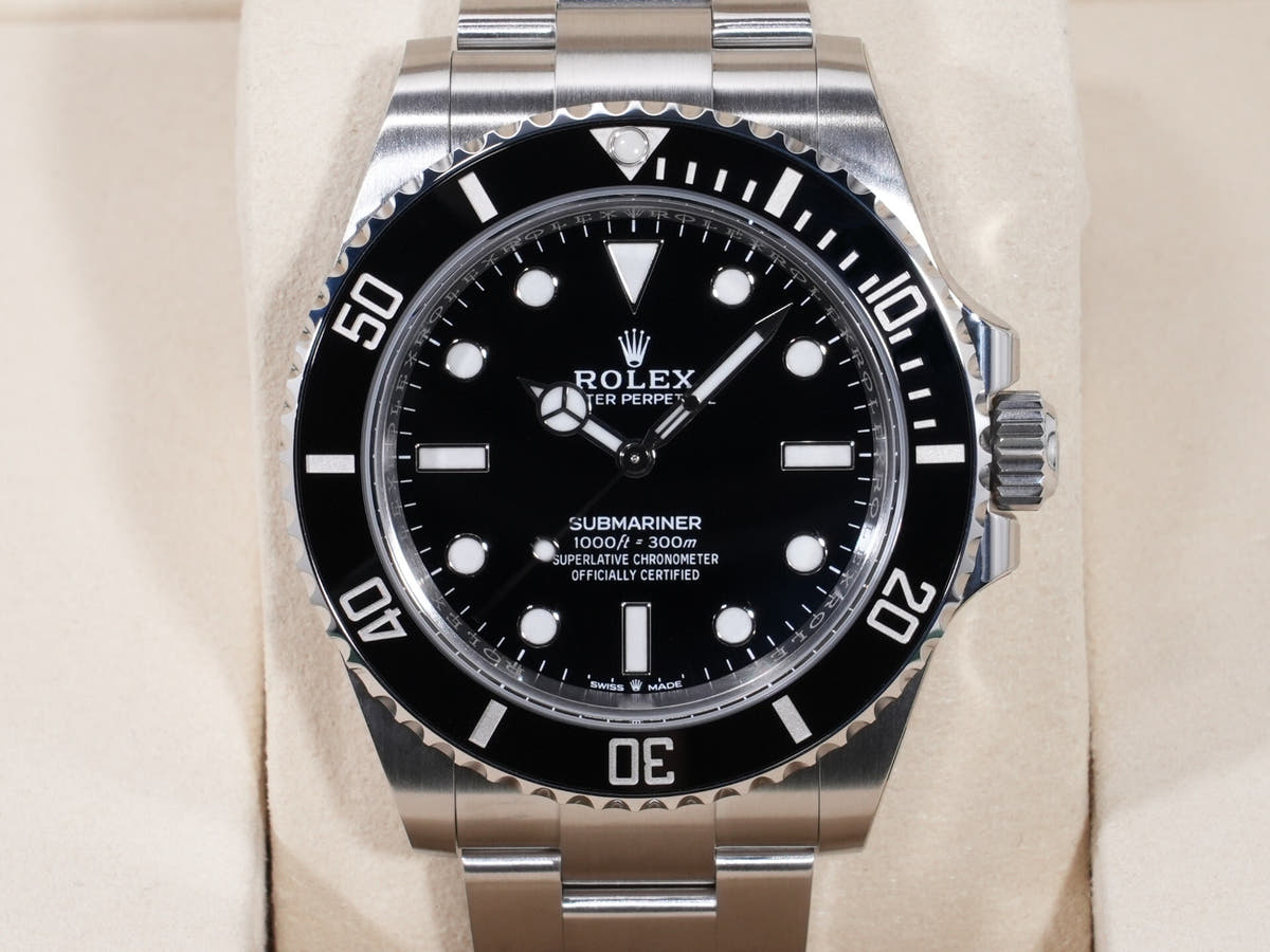 Rolex Submariner No-Date Ref. 124060 SS Black Dial, Unused  (myyb6h7z appears to be an internal reference number and not part of the product description)