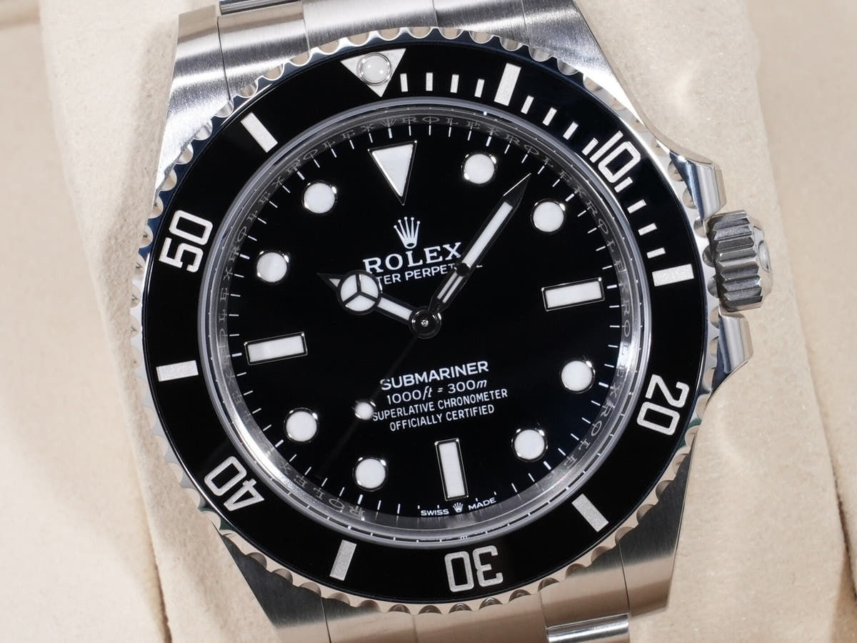 Rolex Submariner No-Date Ref. 124060 SS Black Dial, Unused  (myyb6h7z appears to be an internal reference number and not part of the product description)