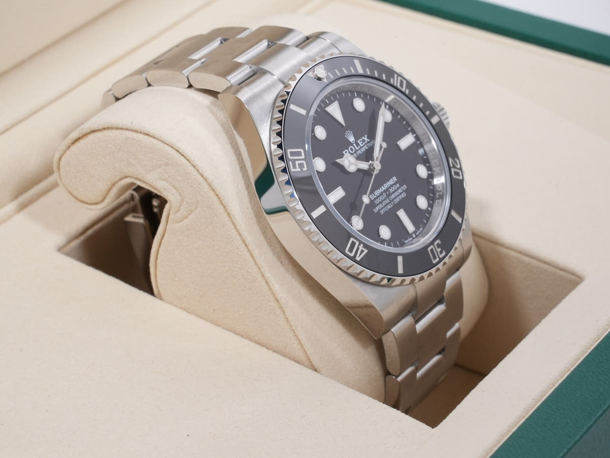 Rolex Submariner No-Date Ref. 124060 SS Black Dial, Unused  (myyb6h7z appears to be an internal reference number and not part of the product description)