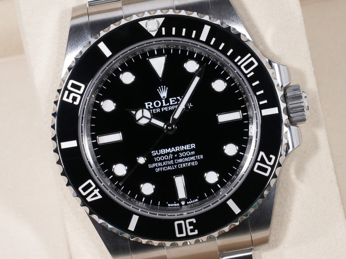 Rolex Submariner No-Date Ref. 124060 SS Black Dial, Unused  (48nsnxa9 appears to be an internal reference number and not part of the product description)