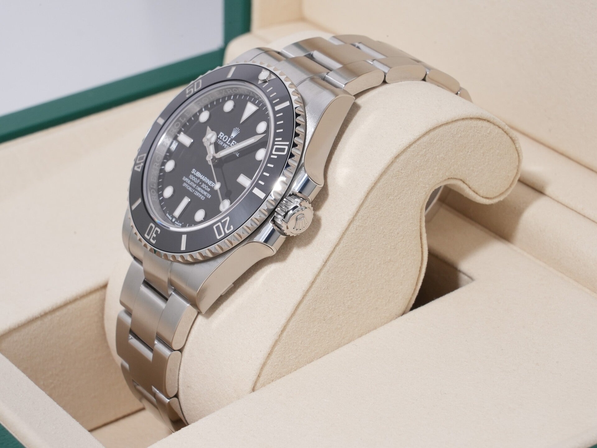 Rolex Submariner No-Date Ref. 124060 SS Black Dial, Unused  (48nsnxa9 appears to be an internal reference number and not part of the product description)