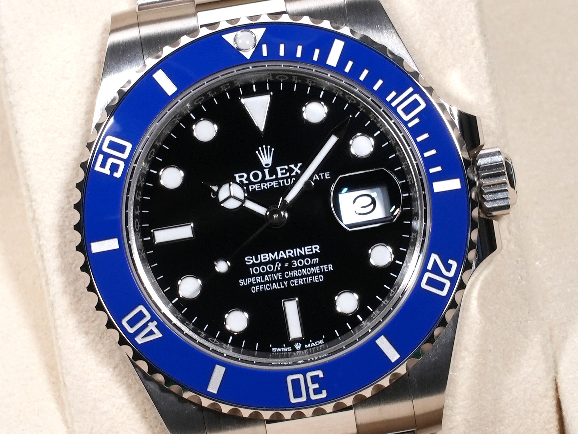 Rolex Submariner Date Ref. 126619LB 18KWG Black Dial, Unused  eppb8dqb