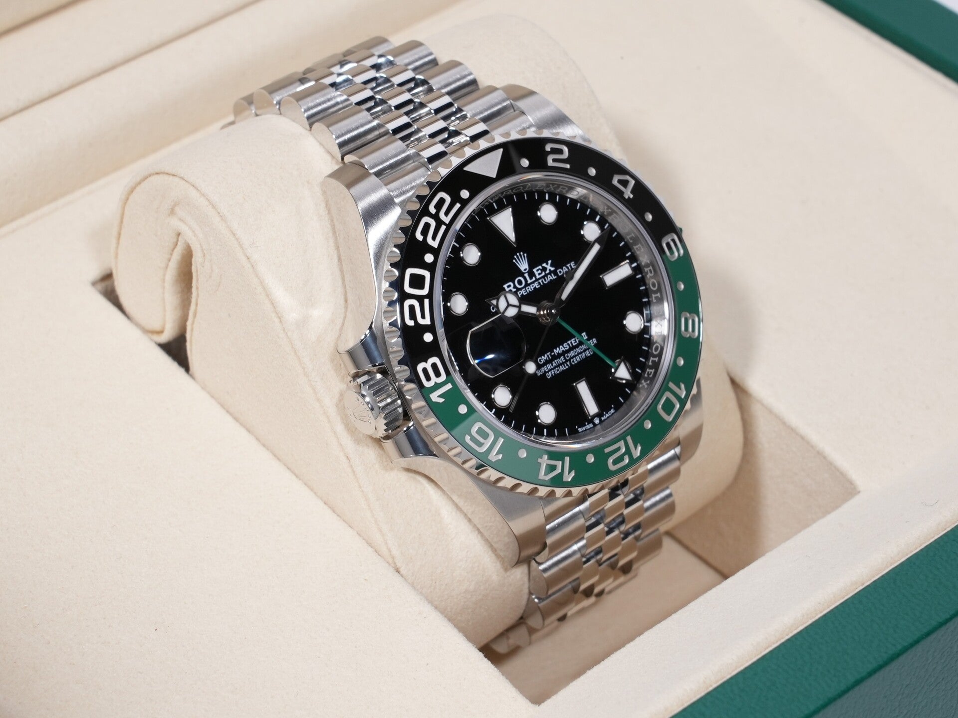 Rolex GMT-Master II Ref. 126720VTNR, stainless steel, black dial, Jubilee bracelet, unused.  (8f55csyw appears to be an internal reference number and not part of the product description)