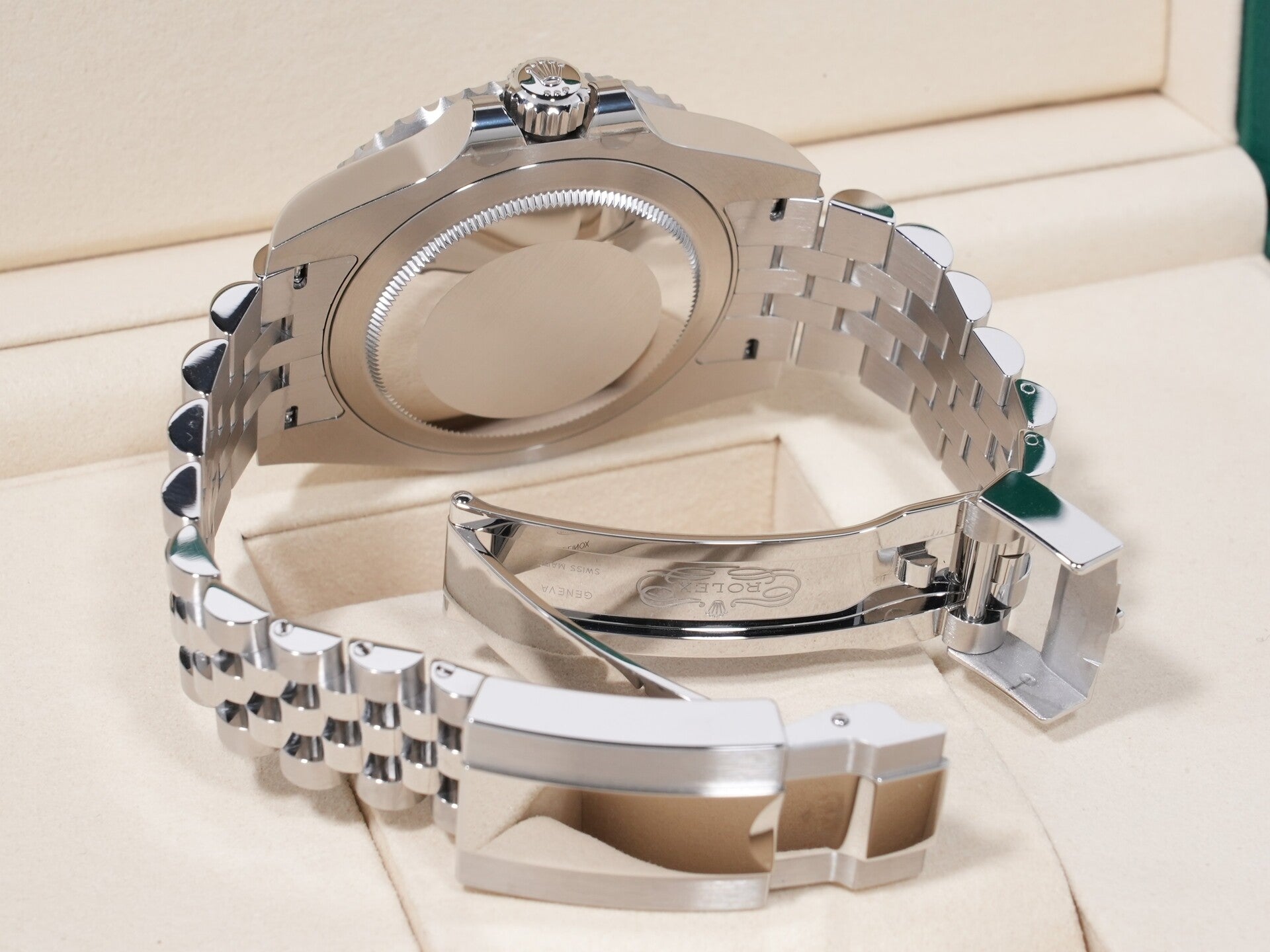 Rolex GMT-Master II Ref. 126720VTNR, stainless steel, black dial, Jubilee bracelet, unused.  (8f55csyw appears to be an internal reference number and not part of the product description)
