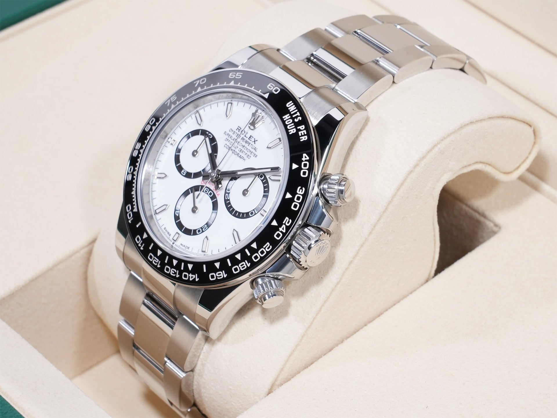 Rolex Daytona Ref. 126500LN SS White Dial, Unused  8v4vzar5