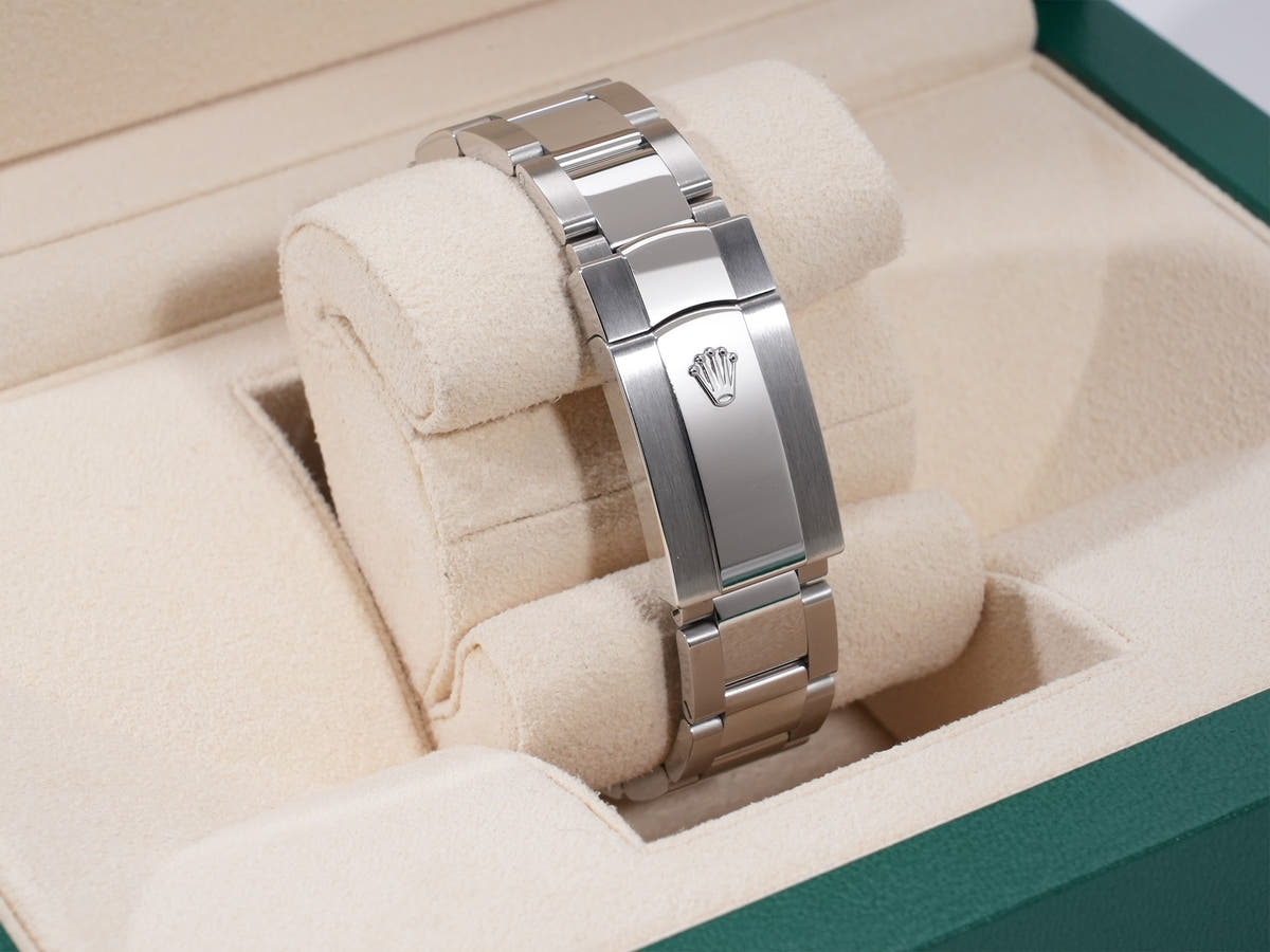 Rolex Datejust 41 Ref. 126300 SS Slate Dial Oyster Bracelet Pre-owned mozyjg9p