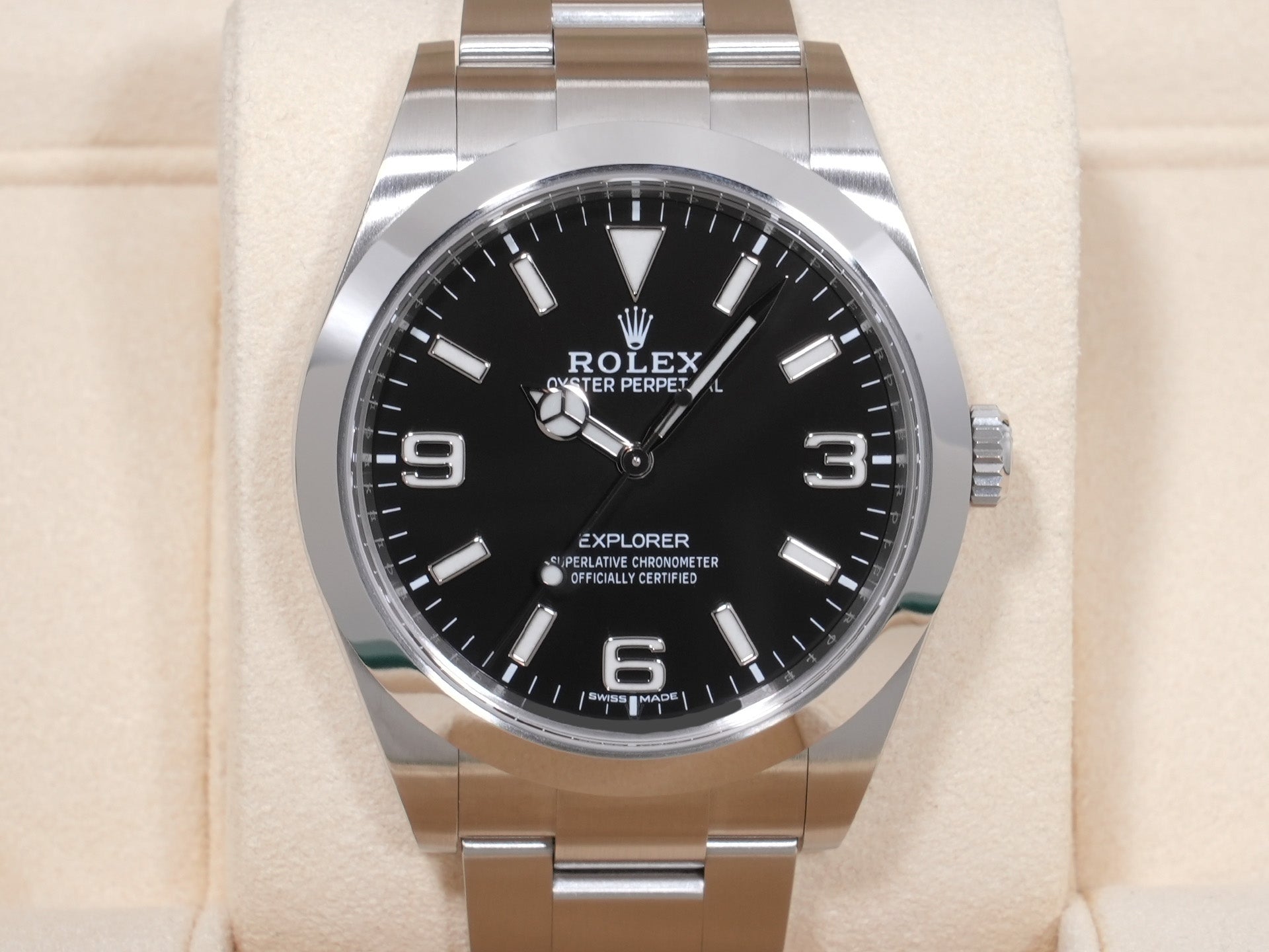 ロレックス エクスプローラーI Ref.214270 SS ブラック文字盤 美中古 hm5wpo3y