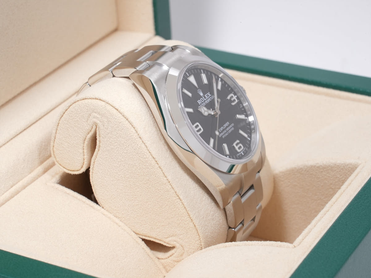 ロレックス エクスプローラーI Ref.214270 SS ブラック文字盤 美中古 hm5wpo3y