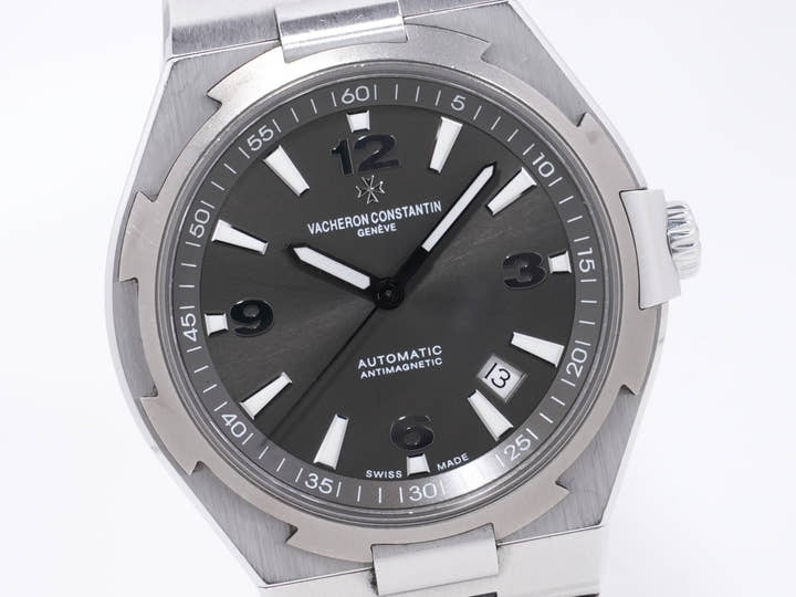 ヴァシュロンコンスタンタン オーヴァーシーズ Ref.47040/000W-9500 ステンレススチール/チタニウム グレー文字盤 中古 devwxtj9