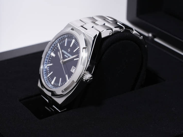 ヴァシュロンコンスタンタン オーヴァーシーズ Ref.4500V/110A-B128 SS ブルー文字盤 美品 vgu25myv
