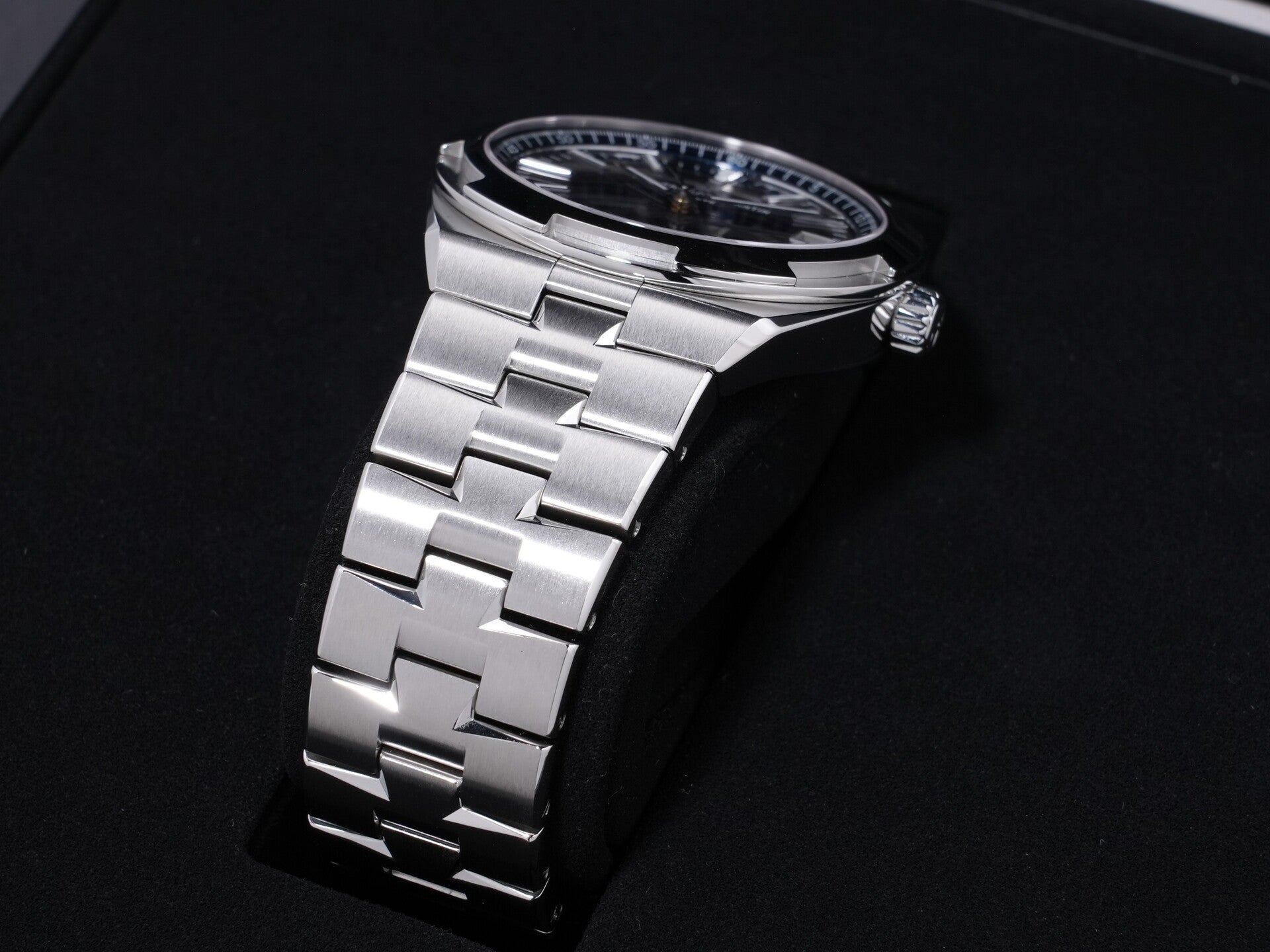 ヴァシュロンコンスタンタン オーヴァーシーズ Ref.4500V/110A-B128 SS ブルー文字盤 美品 vgu25myv