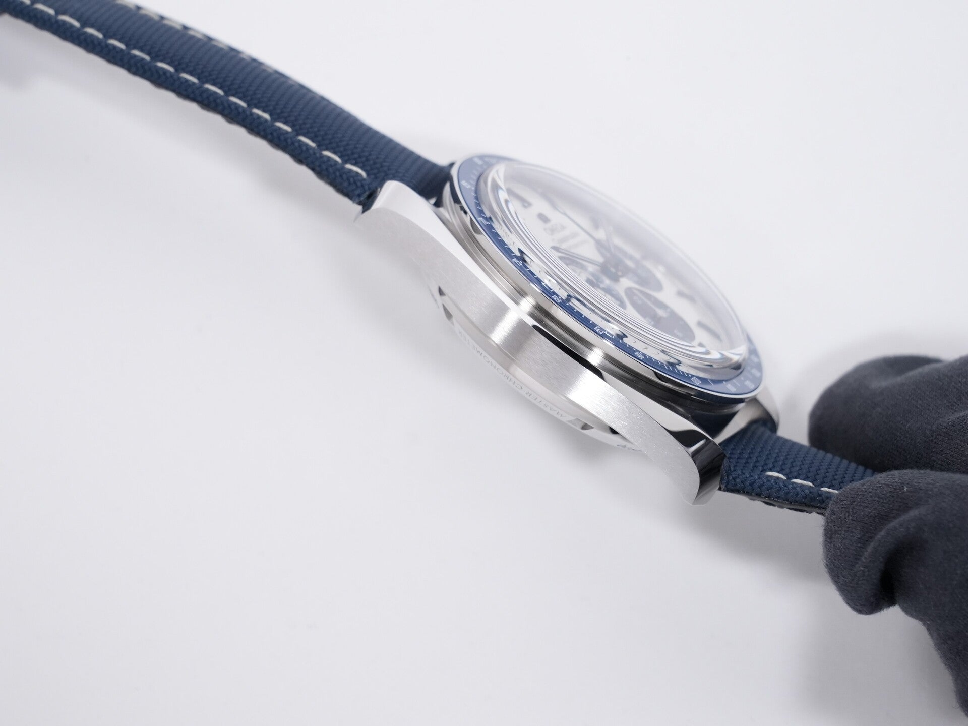 オメガ スピードマスター 記念モデル コーアクシャル マスター クロノメーター クロノグラフ 42MM Ref.310.32.42.50.02.001 SS シルバー文字盤 美中古 ywaxwbbh