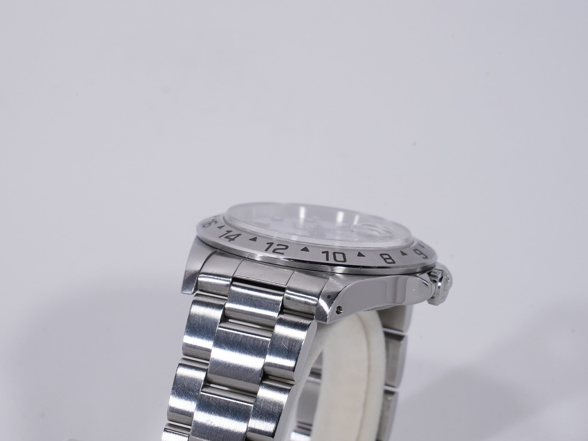 ロレックス エクスプローラーII Ref.16570 ステンレススチール ホワイト文字盤 中古 vs32ytmw
