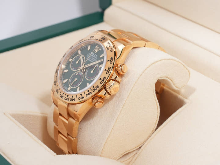 Rolex Daytona Ref. 116508 Yellow Gold Green Dial Pre-owned  qto6478z