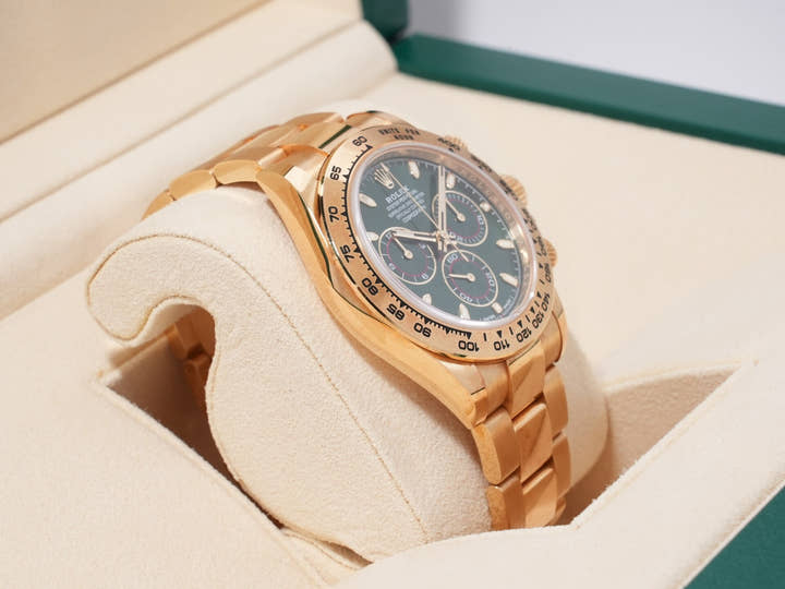 Rolex Daytona Ref. 116508 Yellow Gold Green Dial Pre-owned  qto6478z