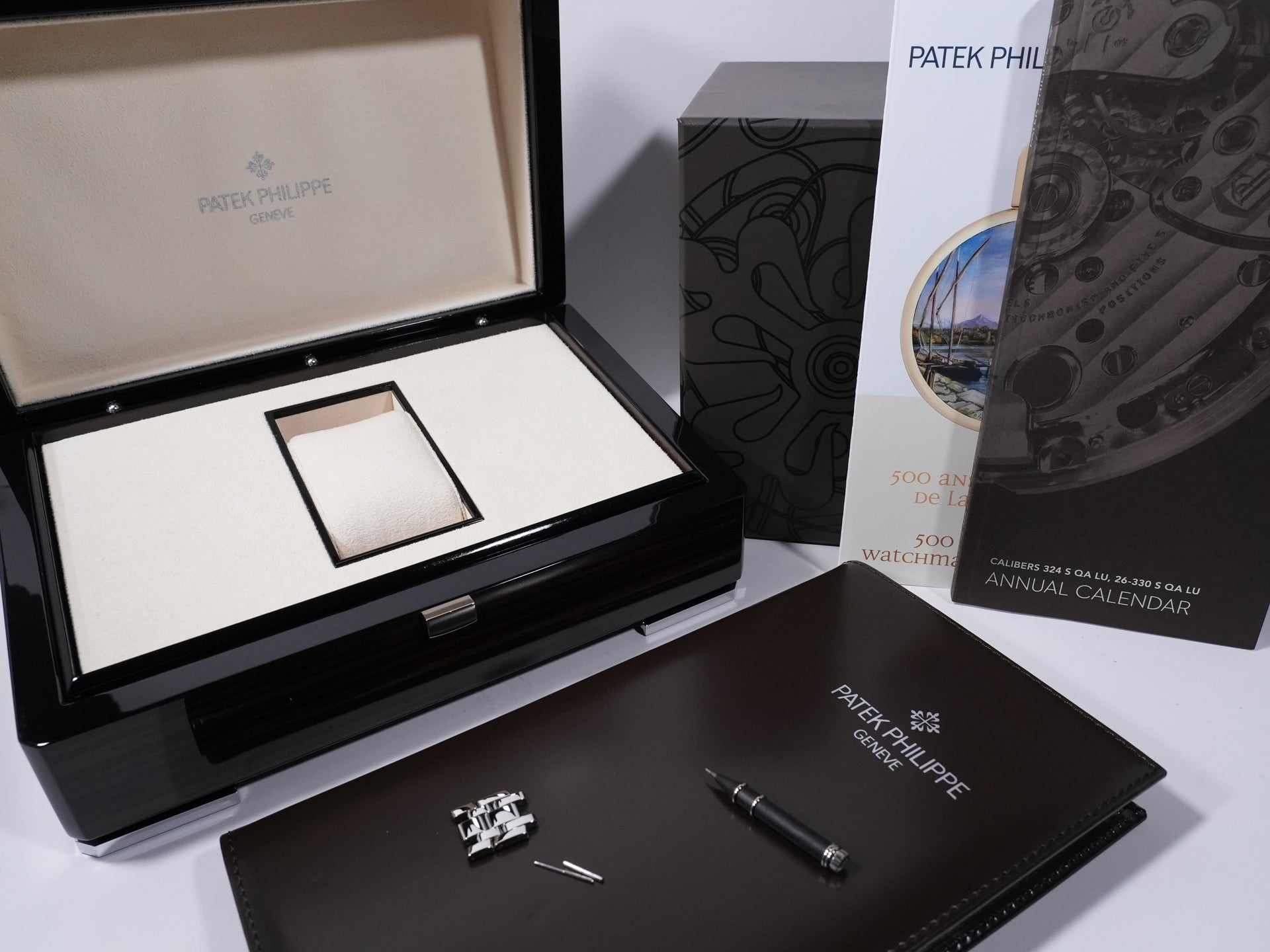 Patek Philippe Annual Calendar Moon Phase Ref. 4947/1A-001 Stainless Steel Blue Dial Pre-owned (Used)  yh62wi9t