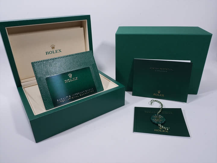 Rolex Explorer 36 Ref. 124270 Stainless Steel Black Dial Unused mpsqoe8o