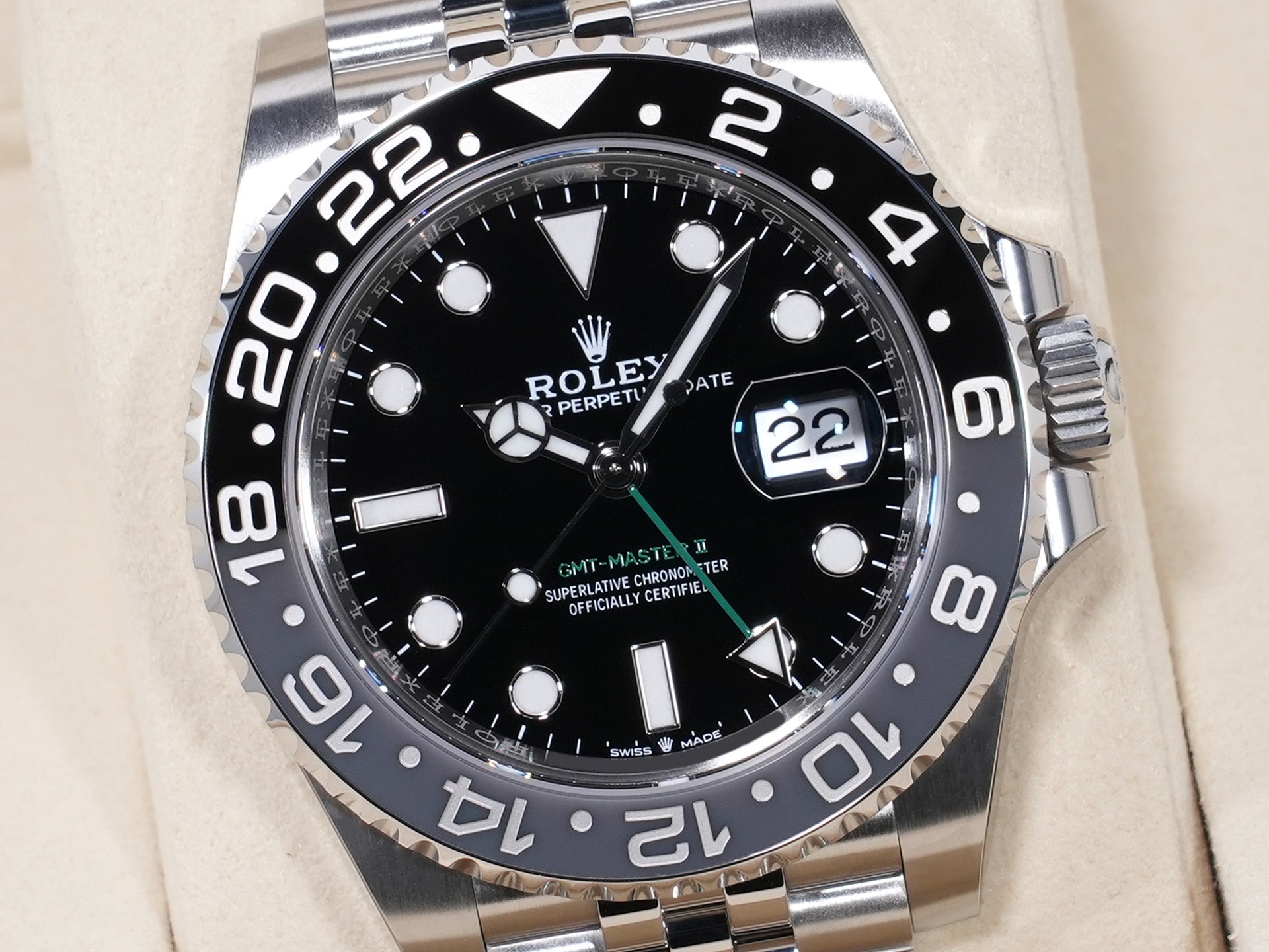 Rolex GMT-Master II Ref. 126710GRNR Stainless Steel Black Dial Jubilee Bracelet Unused 7gezfpxz