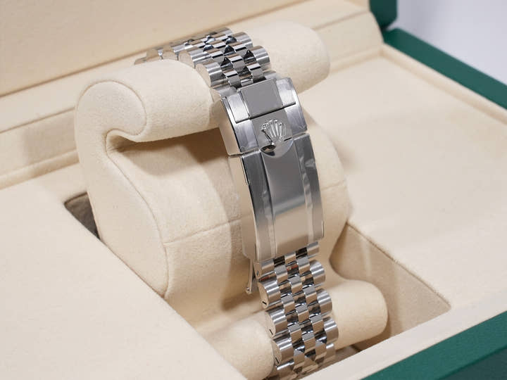 Rolex GMT-Master II Ref. 126710GRNR Stainless Steel Black Dial Jubilee Bracelet Unused 7gezfpxz