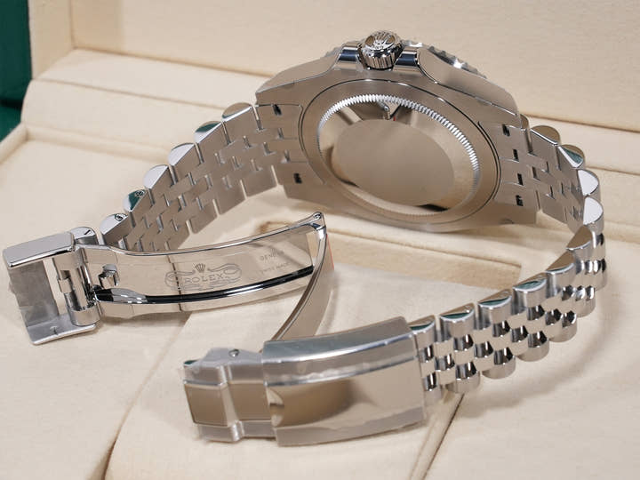 Rolex GMT-Master II Ref. 126710GRNR Stainless Steel Black Dial Jubilee Bracelet Unused 7gezfpxz
