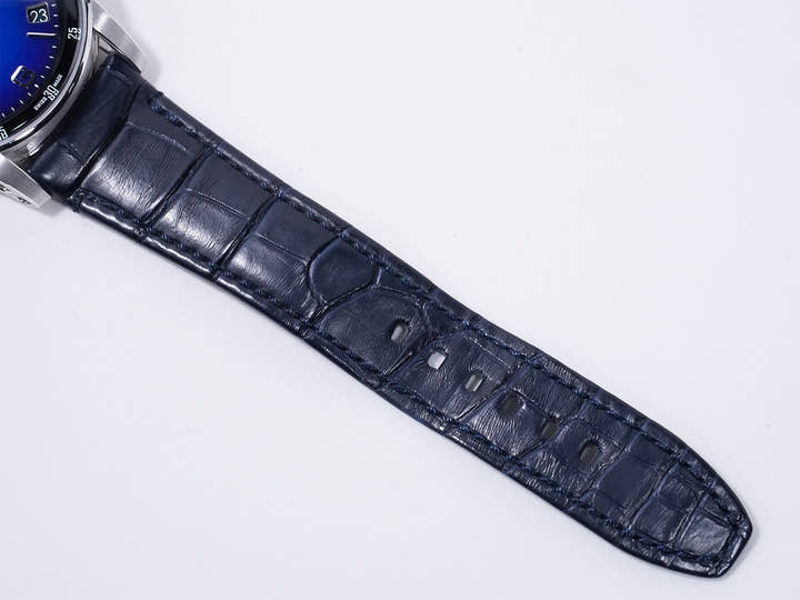 オーデマピゲ CODE 11.59 バイ オーデマ ピゲ ボリショイ限定モデル Ref.15210BC.OO.A321CR.99 ホワイトゴールド スモークブルーエナメル文字盤 美中古 hr3fv9e9