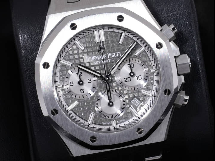 Audemars Piguet Royal Oak Chronograph Ref. 26315ST.OO.1256ST.02 Stainless Steel Gray Dial, Pre-owned, Excellent Condition  (2rpbjq85 appears to be an internal reference number and is not translated)