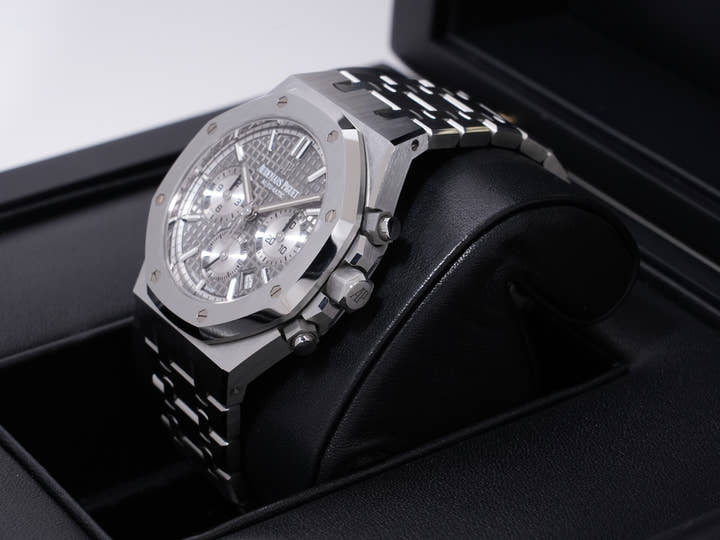 Audemars Piguet Royal Oak Chronograph Ref. 26315ST.OO.1256ST.02 Stainless Steel Gray Dial, Pre-owned, Excellent Condition  (2rpbjq85 appears to be an internal reference number and is not translated)