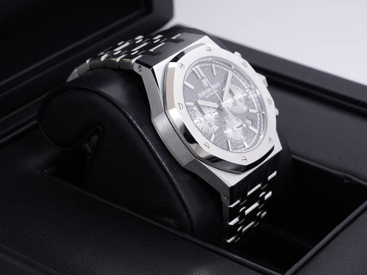 Audemars Piguet Royal Oak Chronograph Ref. 26315ST.OO.1256ST.02 Stainless Steel Gray Dial, Pre-owned, Excellent Condition  (2rpbjq85 appears to be an internal reference number and is not translated)