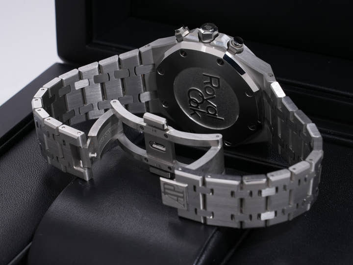 Audemars Piguet Royal Oak Chronograph Ref. 26315ST.OO.1256ST.02 Stainless Steel Gray Dial, Pre-owned, Excellent Condition  (2rpbjq85 appears to be an internal reference number and is not translated)
