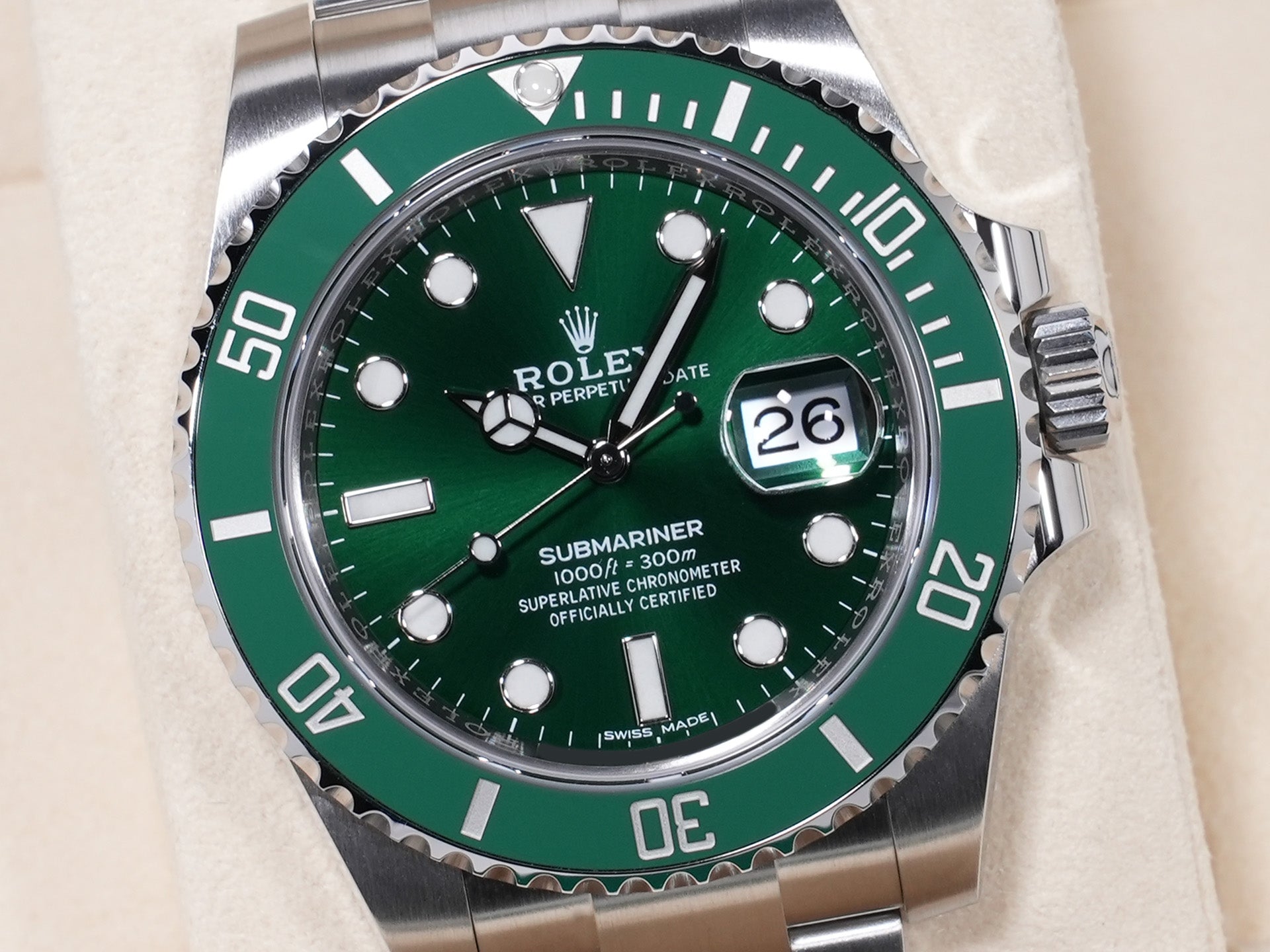 Rolex Submariner Date Ref. 116610LV Stainless Steel Green Dial Unused e6i2ikjq