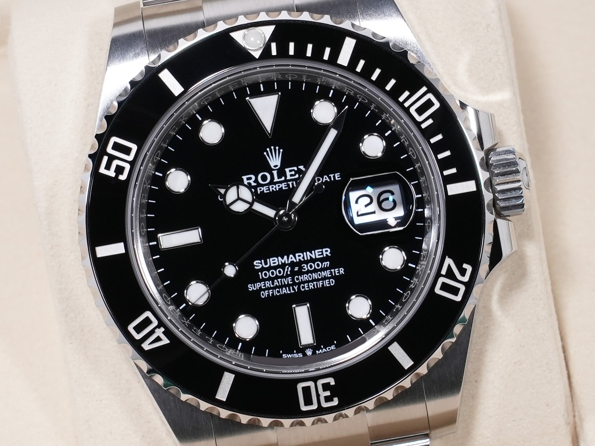 Rolex Submariner Date Ref. 126610LN Stainless Steel Black Dial Unused vid8vhuw