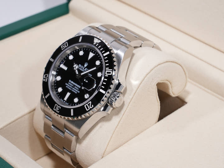 Rolex Submariner Date Ref. 126610LN Stainless Steel Black Dial Unused vid8vhuw