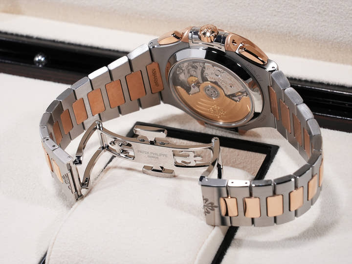 Patek Philippe Nautilus Chronograph Ref. 5980/1AR-001 Stainless Steel/Rose Gold Blue Dial Unused vwpdx3cg