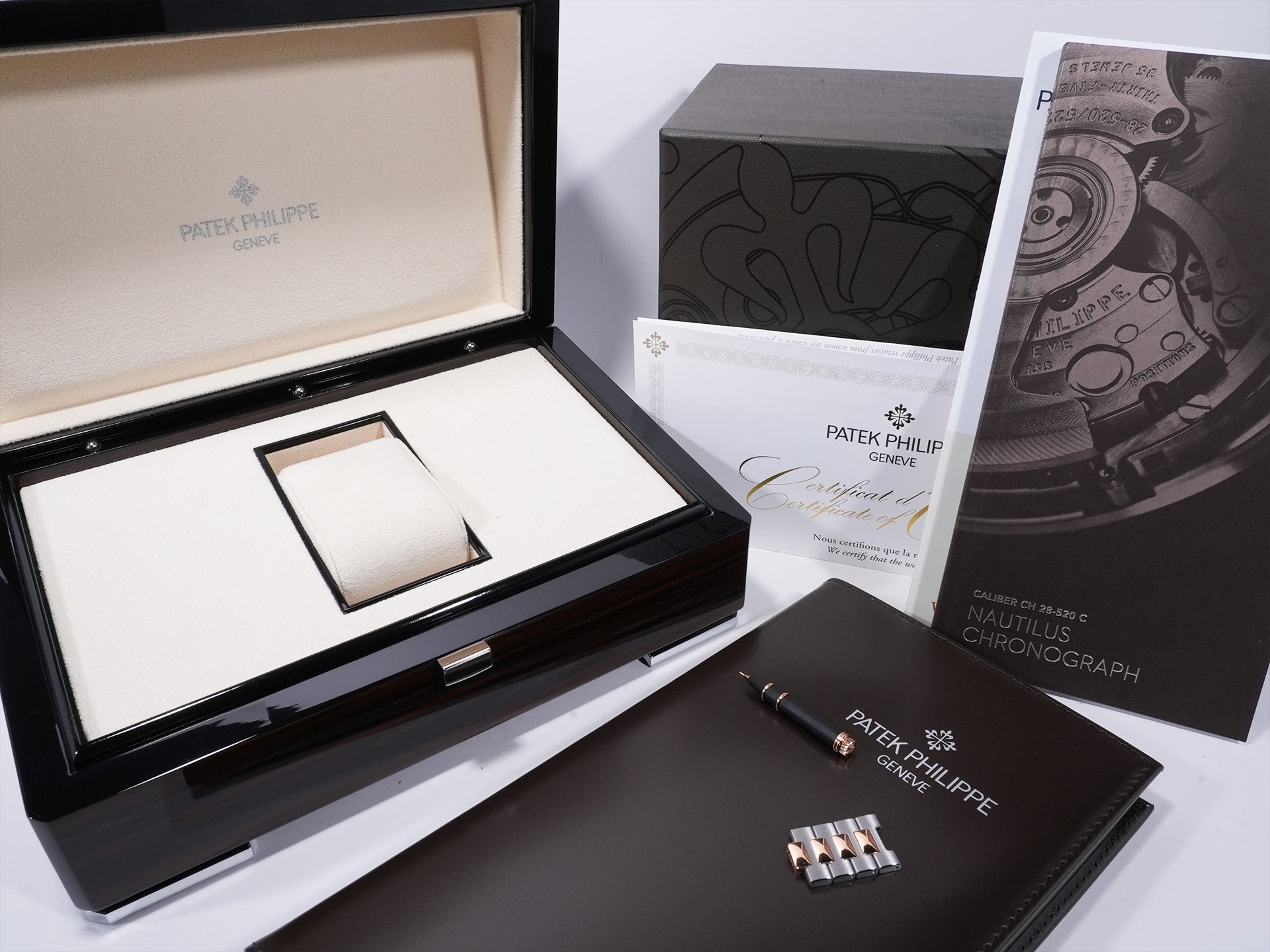 Patek Philippe Nautilus Chronograph Ref. 5980/1AR-001 Stainless Steel/Rose Gold Blue Dial Unused vwpdx3cg