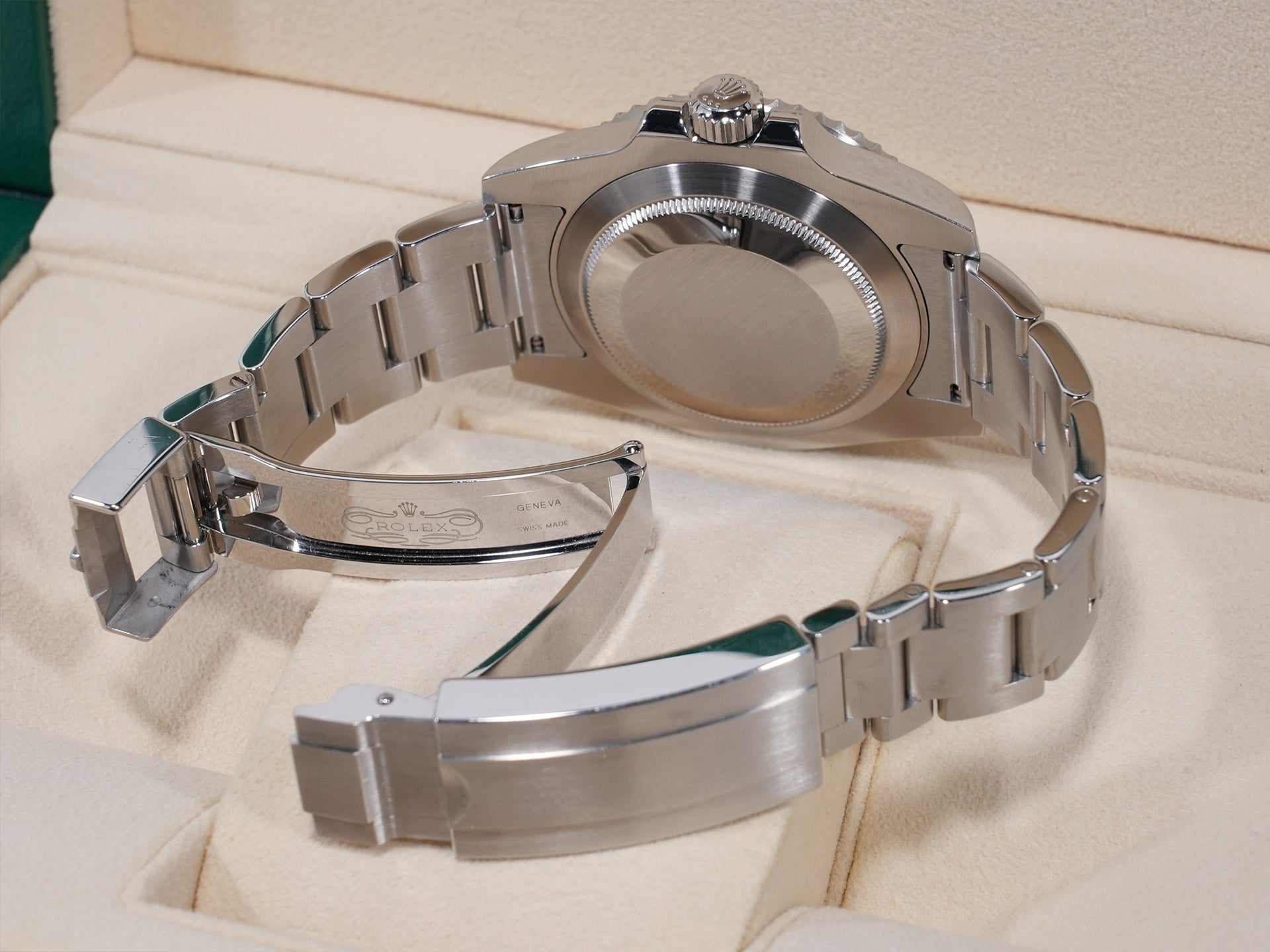 ロレックス サブマリーナー デイト Ref.116610LV ステンレススチール グリーン文字盤 中古 4s6dgvfy