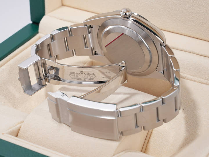 ロレックス エクスプローラーI Ref.214270 ステンレススチール ブラック文字盤 オイスターブレスレット 美中古 u3ef6g45