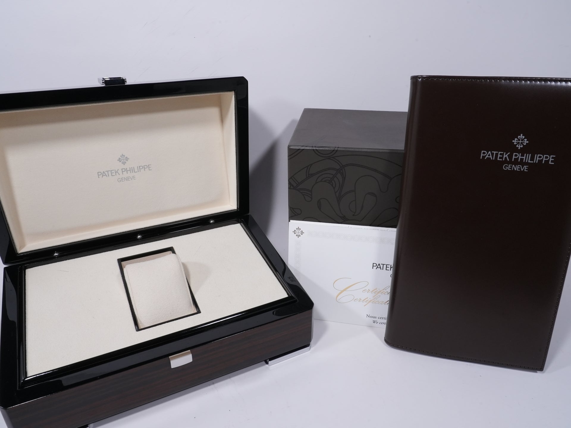 パテックフィリップ カラトラバ Ref.5227G-010 ホワイトゴールド ブラック文字盤 美品 iodgama4