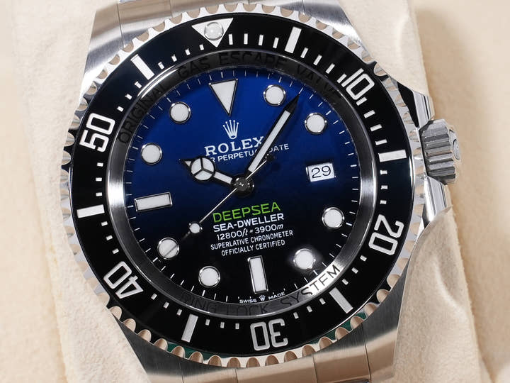 ロレックス シードゥエラー ディープシー Ref.126660 ステンレススチール D-BLUE文字盤 美中古 8jsg6crf