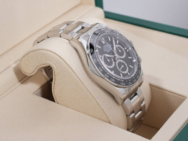 ロレックス デイトナ Ref.126500LN ステンレススチール ブラック文字盤 未使用 kjqwfvip