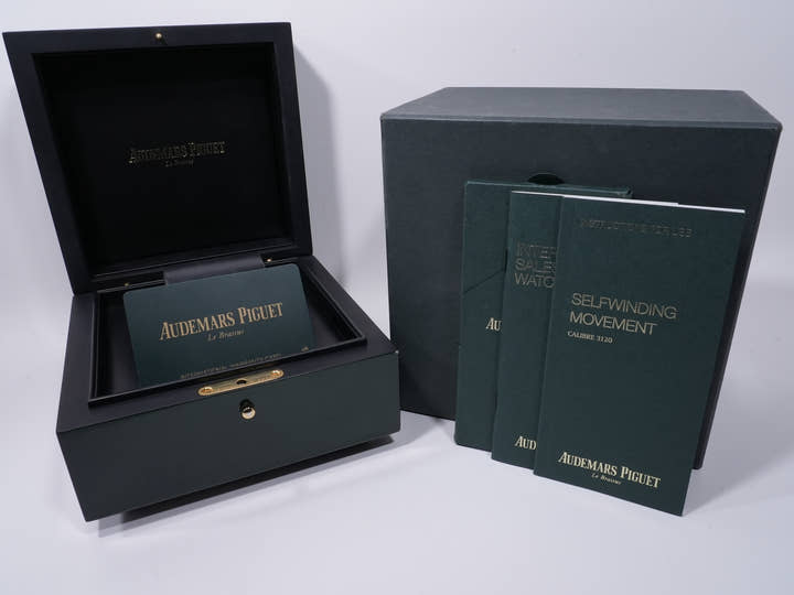 Audemars Piguet Royal Oak Ref. 15400OR.OO.1220OR.03 Pink Gold Blue Dial, Excellent Condition qrztwahm