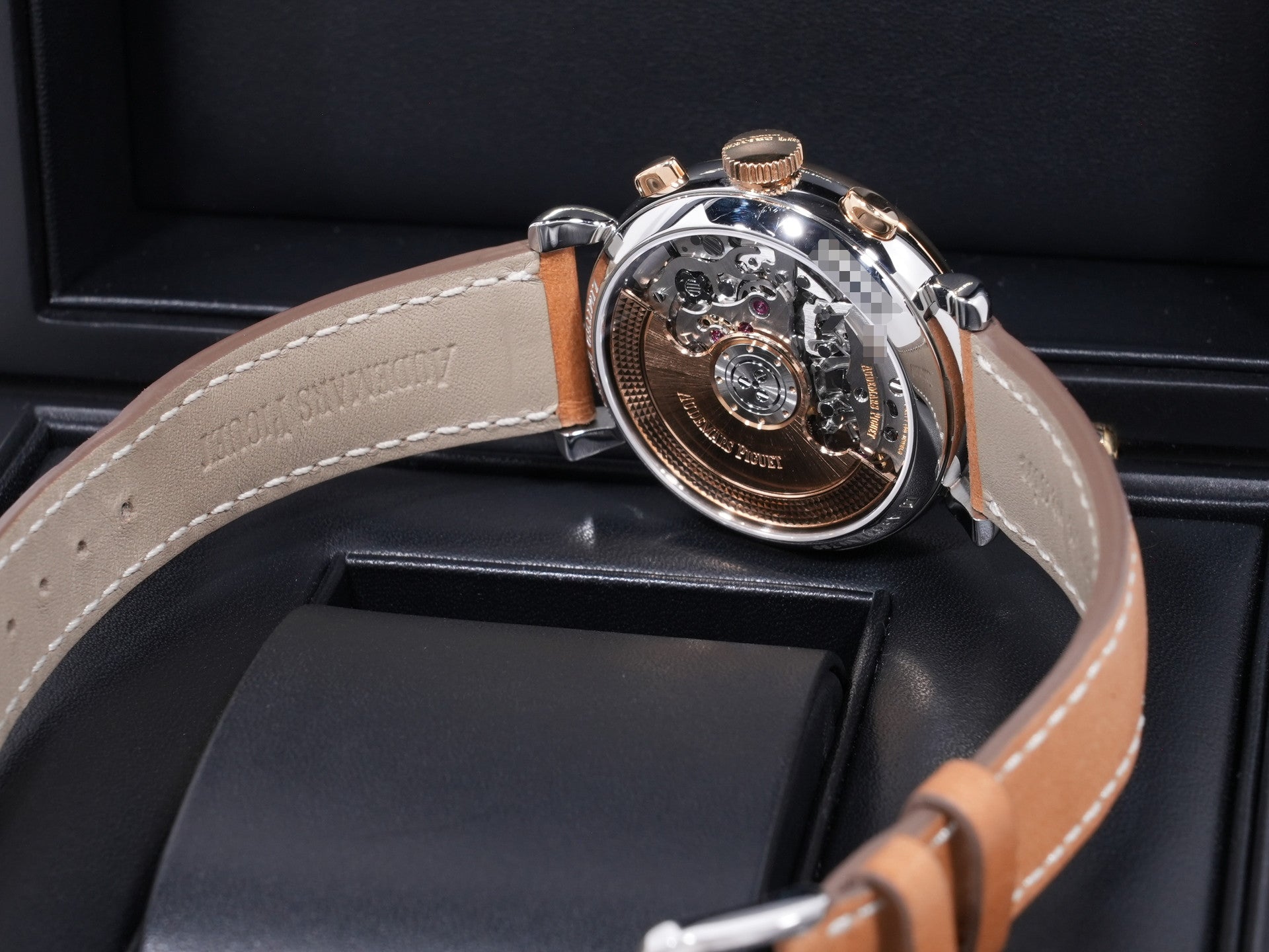 オーデマピゲ リマスター 01 クロノグラフ Ref.26595SR.OO.A032VE.01 ステンレススチール/ピンクゴールド イエローゴールドカラー文字盤 中古 gcn4b4xa