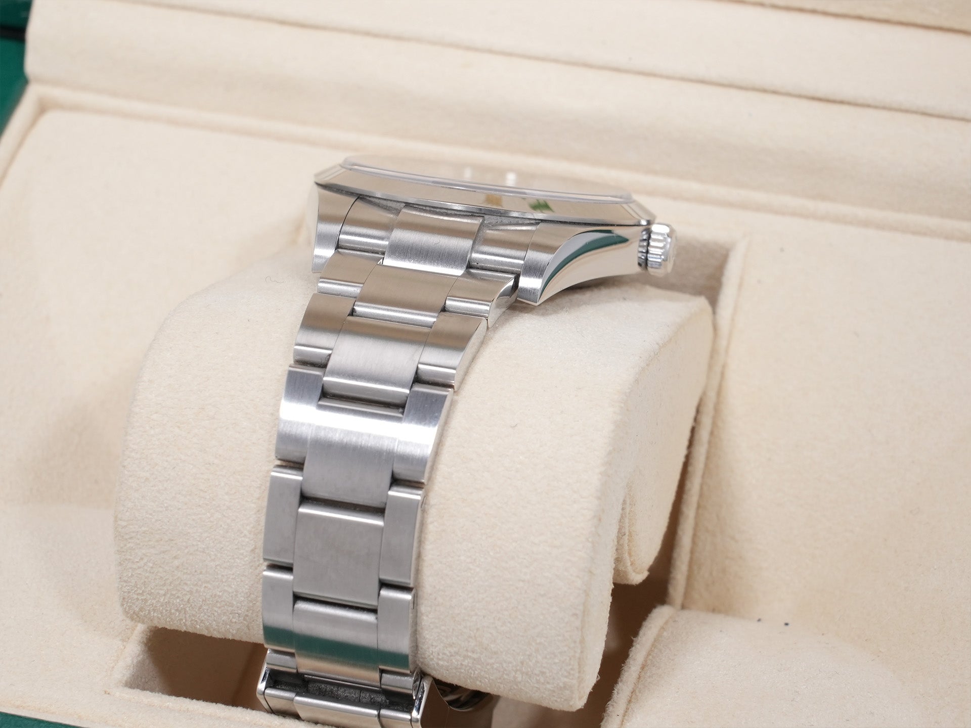 ロレックス エクスプローラーI Ref.214270 ステンレススチール ブラック文字盤 オイスターブレスレット 中古 adtcd5aq