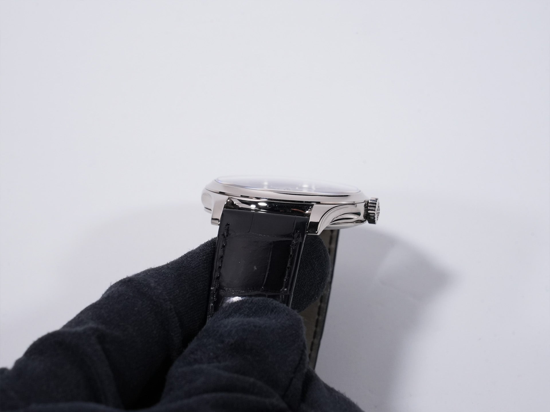 パテックフィリップ カラトラバ ティファニー Ref.5227G-010 ホワイトゴールド ブラック文字盤 中古 u292n6o5