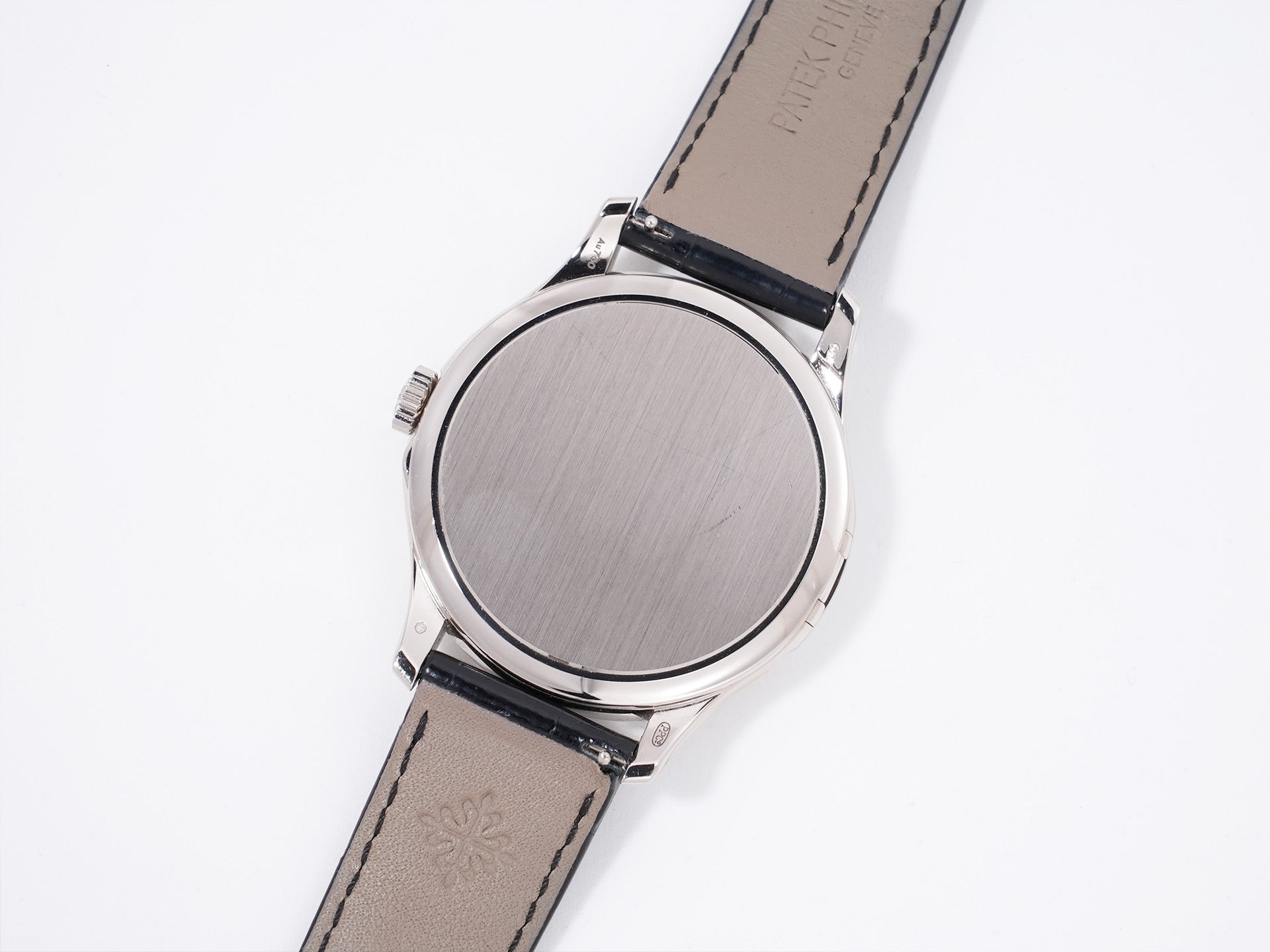 パテックフィリップ カラトラバ ティファニー Ref.5227G-010 ホワイトゴールド ブラック文字盤 中古 u292n6o5