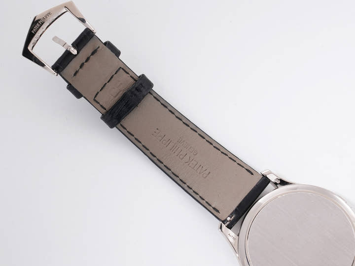 パテックフィリップ カラトラバ ティファニー Ref.5227G-010 ホワイトゴールド ブラック文字盤 中古 u292n6o5