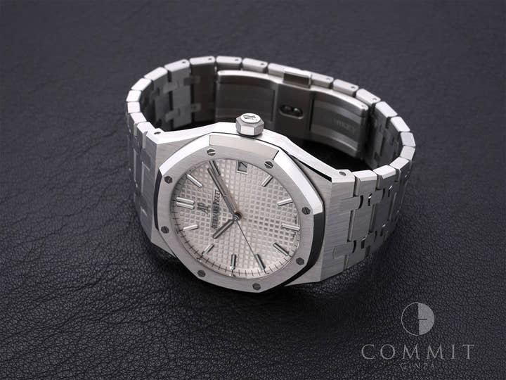 Audemars Piguet Royal Oak Ref. 15500ST.OO.1220ST.04 Stainless Steel Silver Dial Pre-owned (Excellent Condition) z2a2zx3i