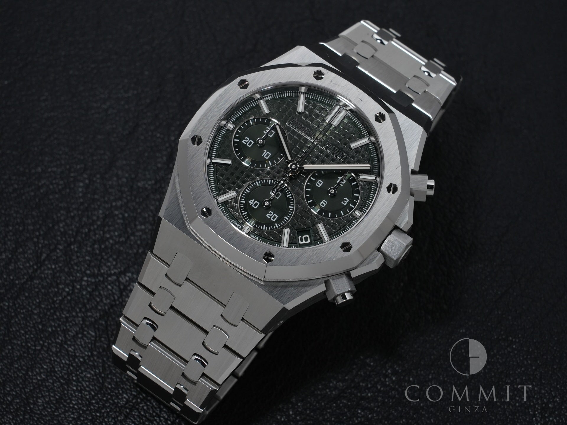 オーデマピゲ ロイヤルオーク クロノグラフ 50周年記念 Ref.26240ST.OO.1320ST.04 ステンレススチール カーキグリーン文字盤 中古 yvxm7u4q