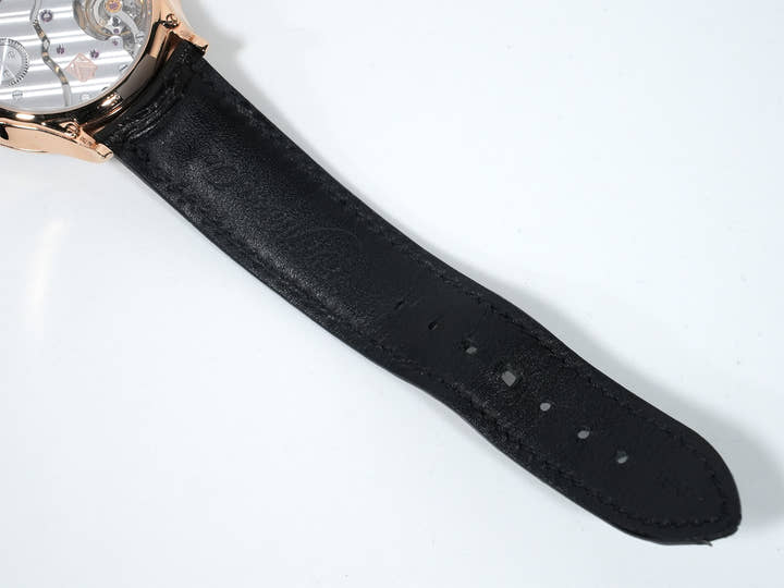 H.モーザー ベンチャー Ref.2327-0410 レッドゴールド ベンタブラック文字盤 美中古 4vwnjnut