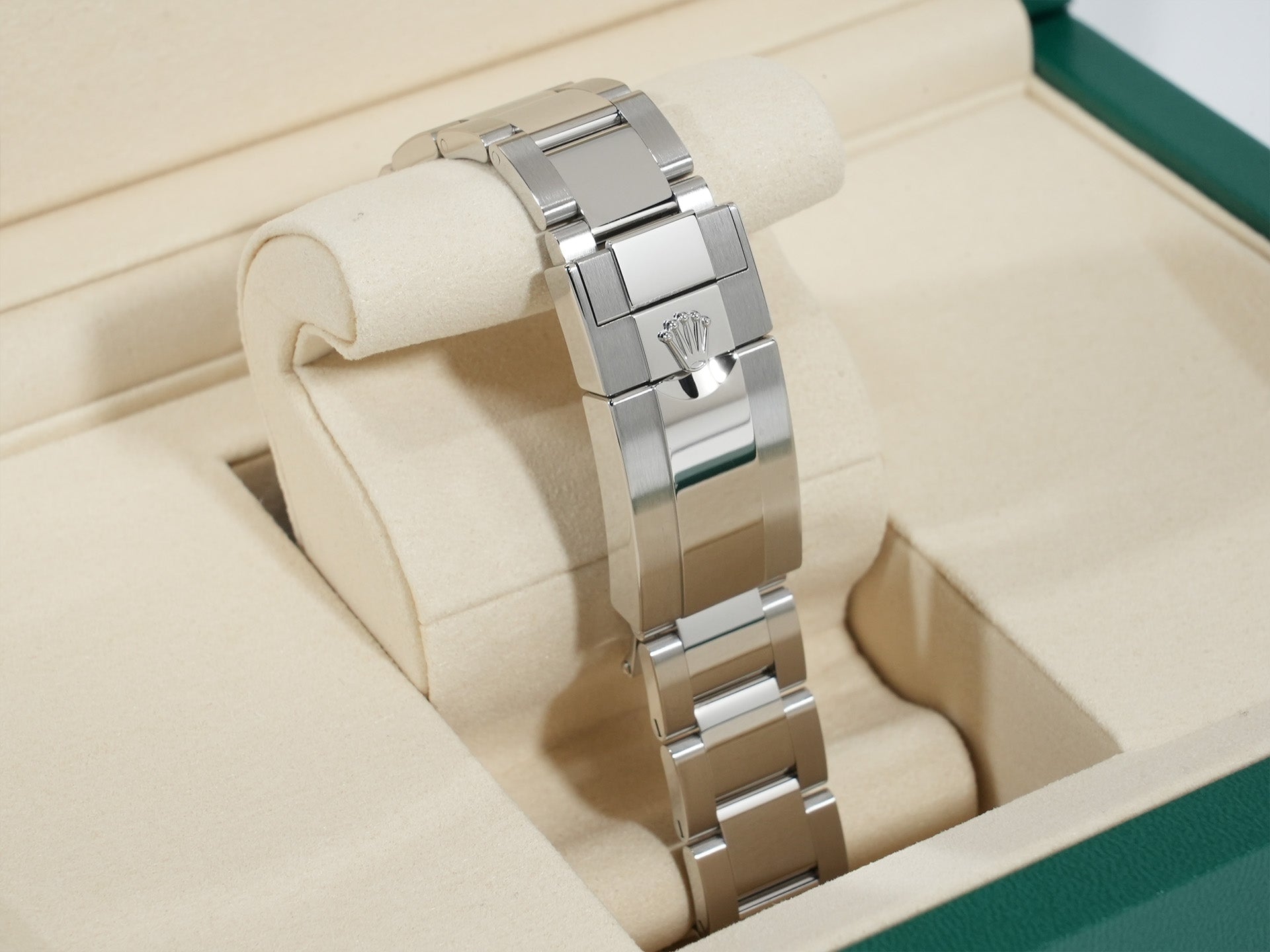 ロレックス GMTマスターII Ref.126710BLNR ステンレススチール ブラック文字盤 オイスターブレスレット 未使用 8by269pa