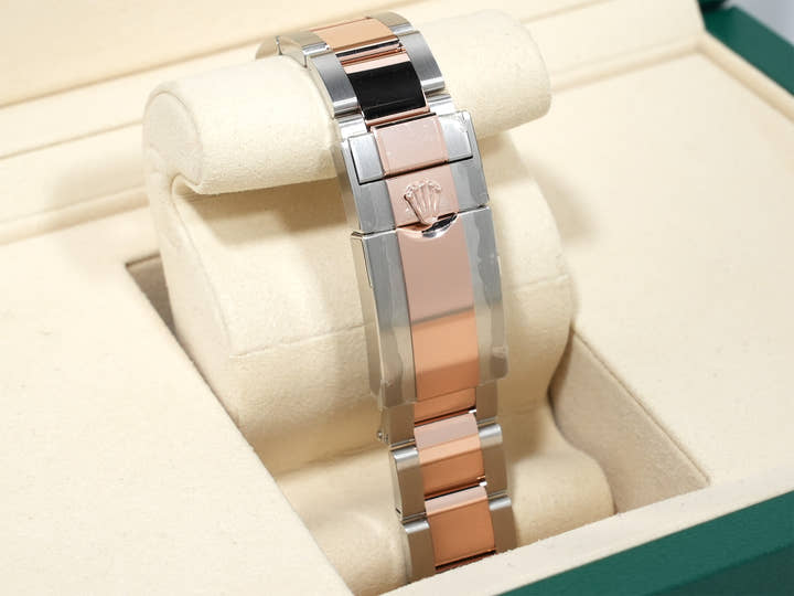 Rolex GMT-Master II Ref. 126711CHNR Stainless Steel/Everose Gold Black Dial Oyster Bracelet Unused 28jtasqx